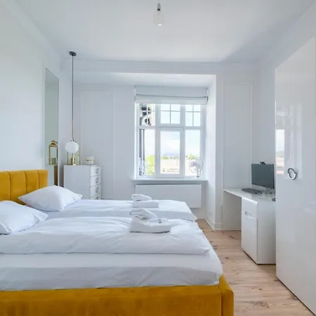 דירה Golden Loft By Renters סופוט