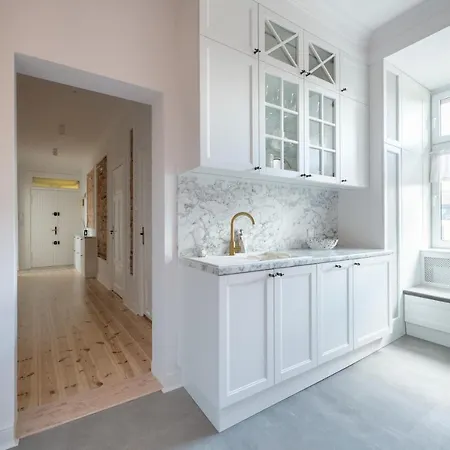 Golden Loft By Renters